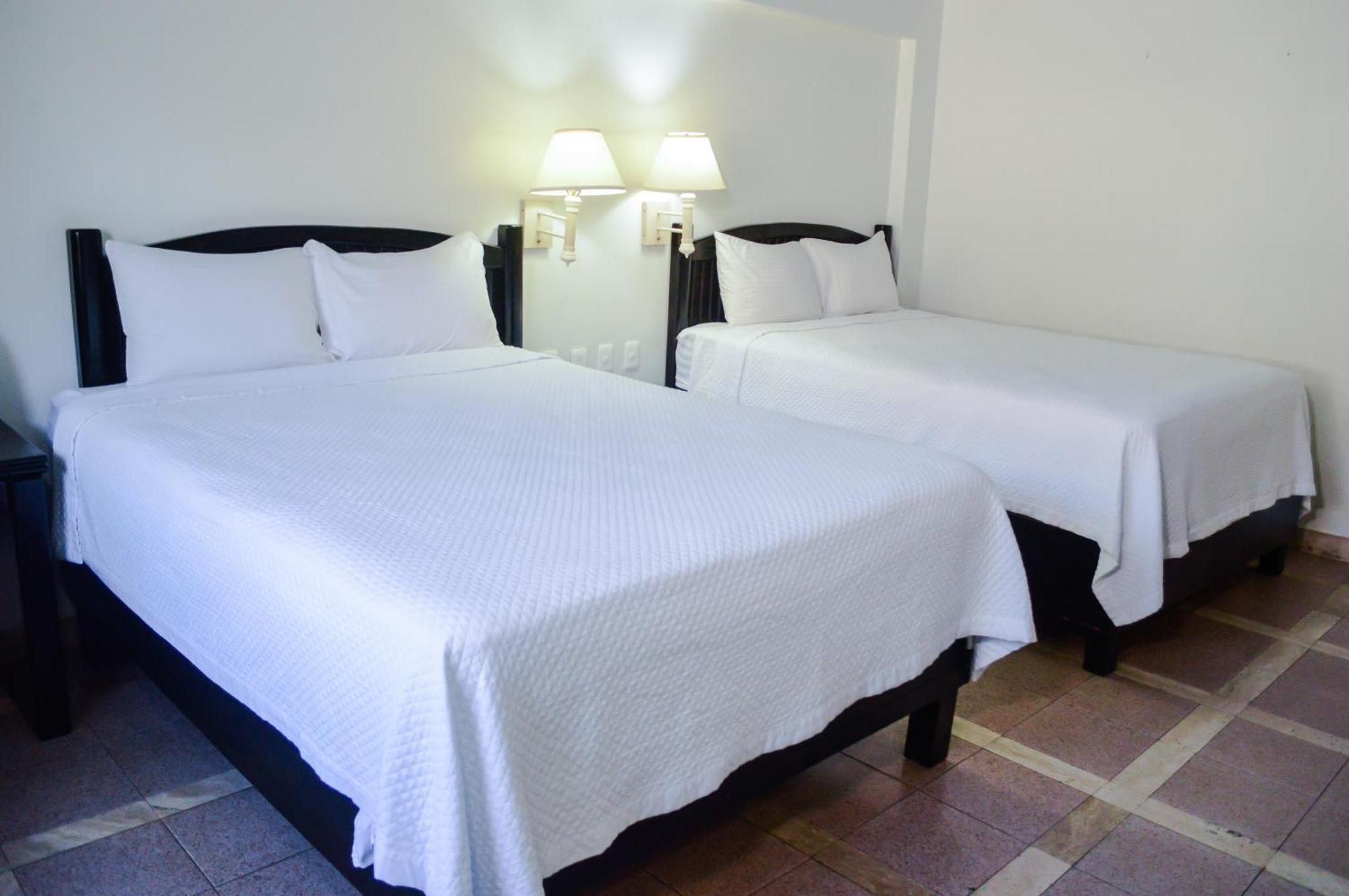 Armida Express Hotell Guaymas Eksteriør bilde